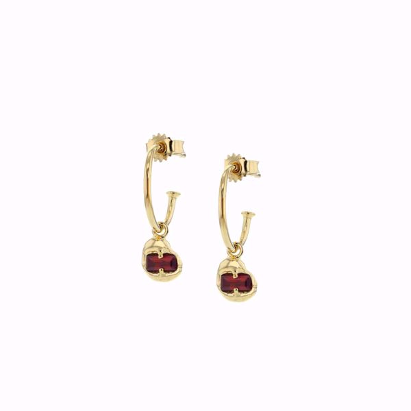 Bilde av  FUSION JOINED GOLDPLATED EARRINGS RED CZ.