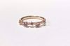 Bilde av 1105RG Shine Ring - rose gull med rosa safirer - str 56
