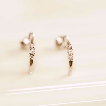 Emma Diamantøreringer - 585 hvitt gull 0,12 ct.