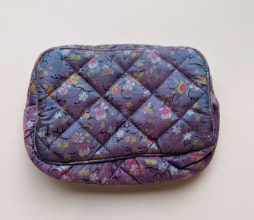 Bilde av Julie Silk Cosmetic Bag - Shiny Purple Paisley