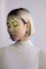 Bilde av RAY FLARE EARRINGS GREEN (3981G0006)