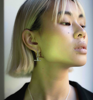 Bilde av RAY CHROMA EARRINGS WHITE (3983G0014)