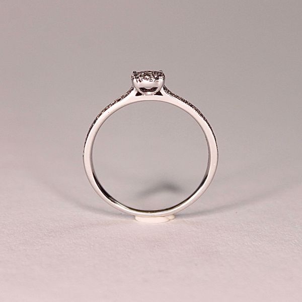 Bilde av Ring hvitt gull m. diamanter - 0,27 ct TWP1 (SR614WG)