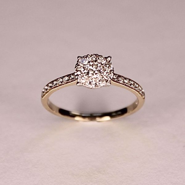 Bilde av Ring 14K g.gull med diamant 0.45 ct TWP1 (SL8407YG)