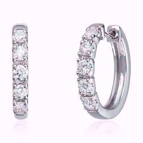 Diamantøreringer i 585 hvitt gull med 1 ct diamanter – tidløs og elegant design.