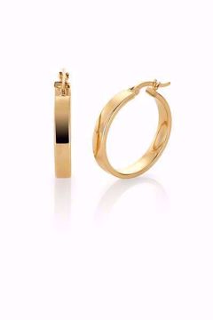 Øreringer i 585 gult gull.