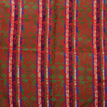 Silkeskjerf til bunad. 70 x 70 cm. 