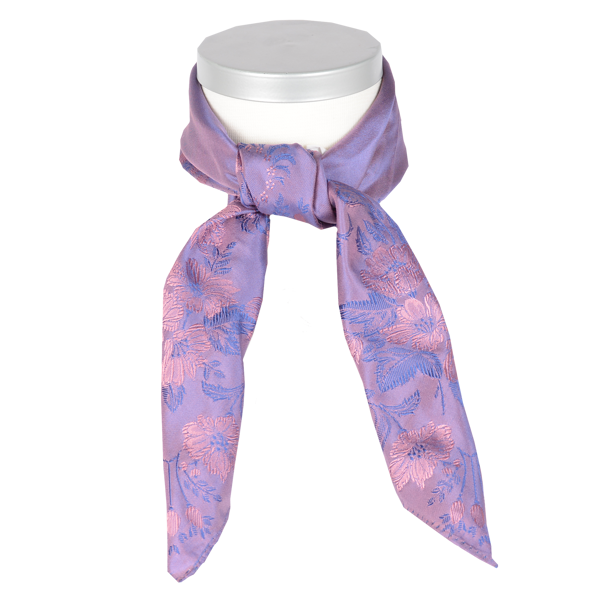 Silkeskjerf til bunad i 100 % silke fra Tyrihans. Silkeskjerfet er i vakre lilla-toner med innslag av blå og rosa. 