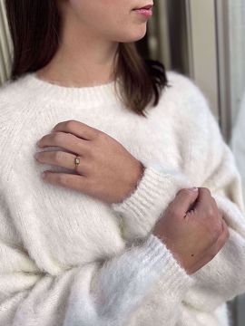 Heiring Square gullring med peridot - 585 gult gull.