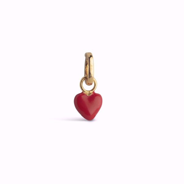 Enamel Copenhagen Charm Amore Red, forgylt sølv med rød emalje.