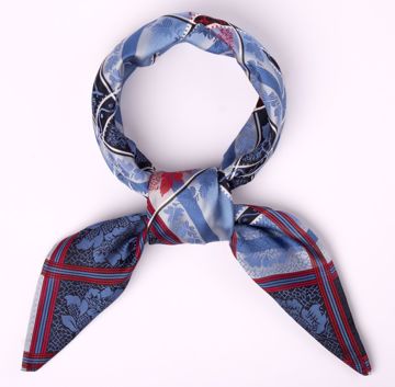 Tyrihans Eufemia Silkeskjerf, 70x70 cm. 