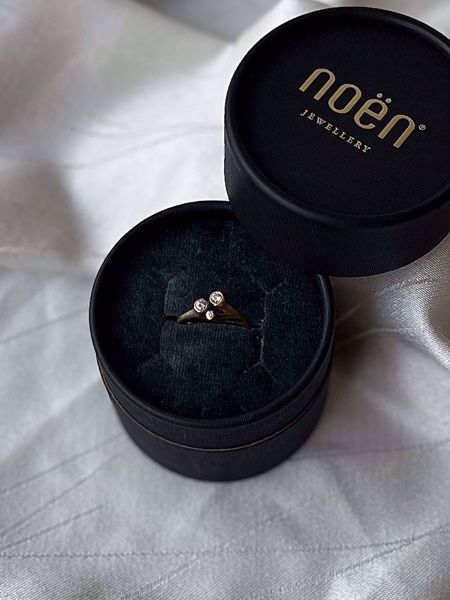 Noën Jewellery Twist Diamantring - 585 gult gull 0,19 ct. TWVS